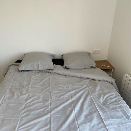 Appartement 2 Chambre Drancy Exterior photo